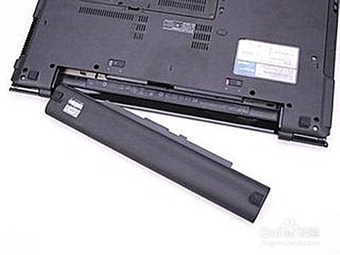 笔记本重装win7系统关不了机能取电池吗