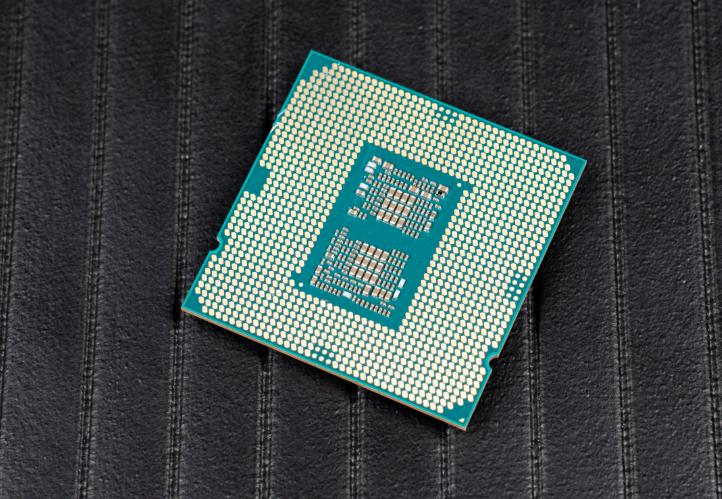i7 10代主板选购指南：如何挑选最适合你的主板？