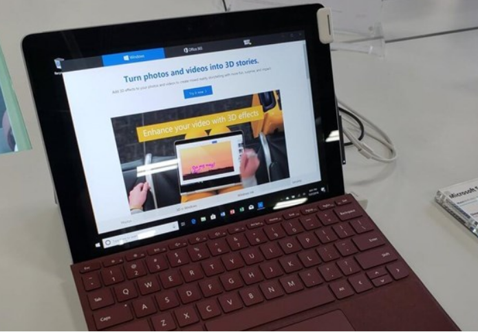微软Surface Go真机“买家秀”：小而强大，边框感人