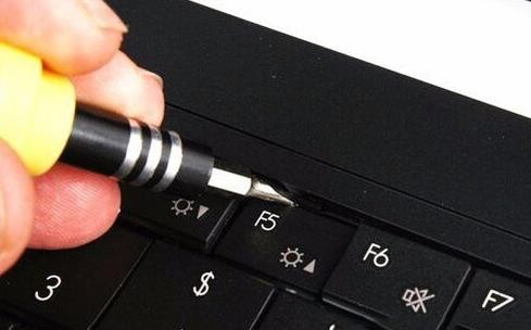笔记本键盘怎么拆(2)