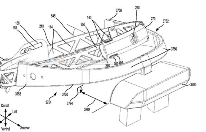 微软HoloLens 2.0设计新专利首次曝光：目镜自动调节