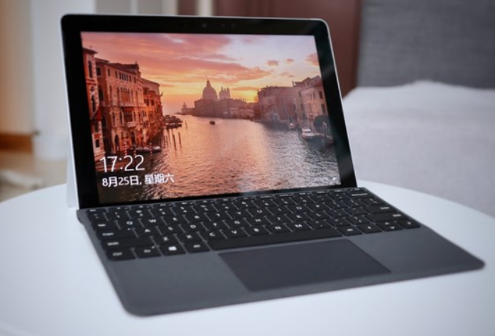 微软Surface Go体验感受：对标iPad Pro主打随身便携性