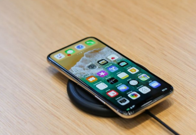 黑客发现iPhone X的一项漏洞：可恢复删除的照片和文件