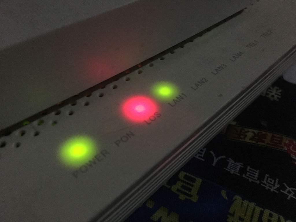 路由器一直闪红灯