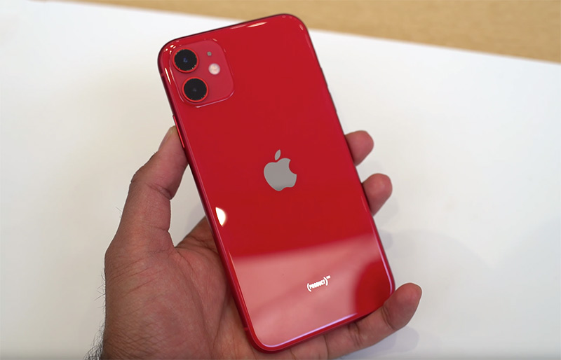 为什么苹果11红色后面有字母