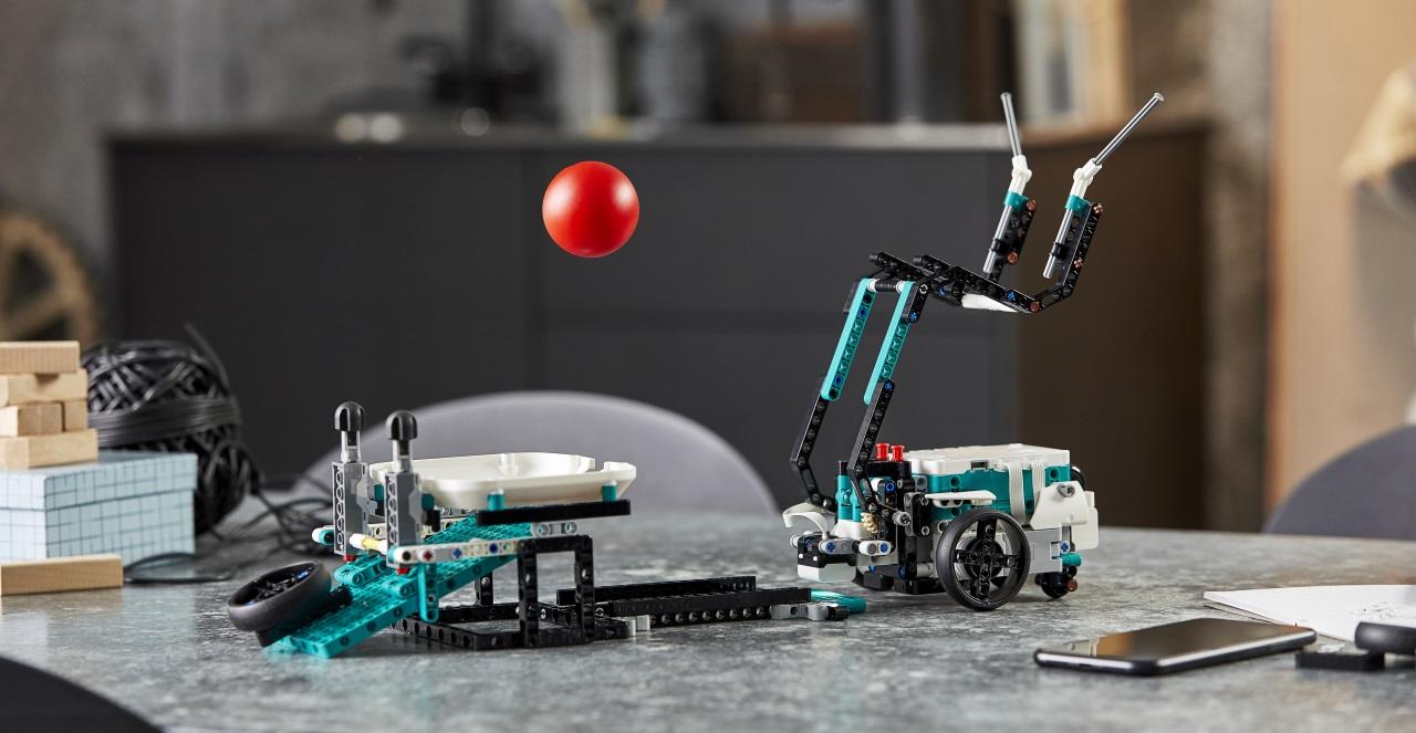 历时7年Lego有了新的Mindstorms Kit(1)
