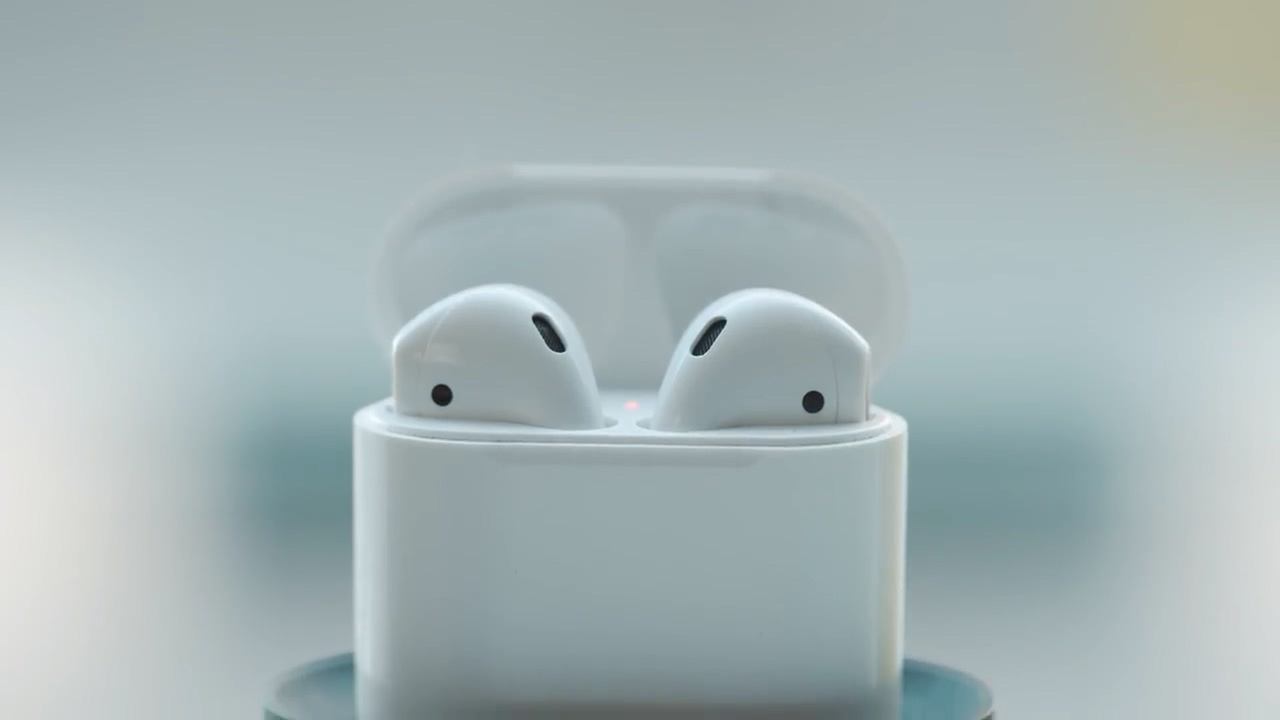 苹果无线耳机触摸技巧 苹果无线蓝牙耳机怎么用