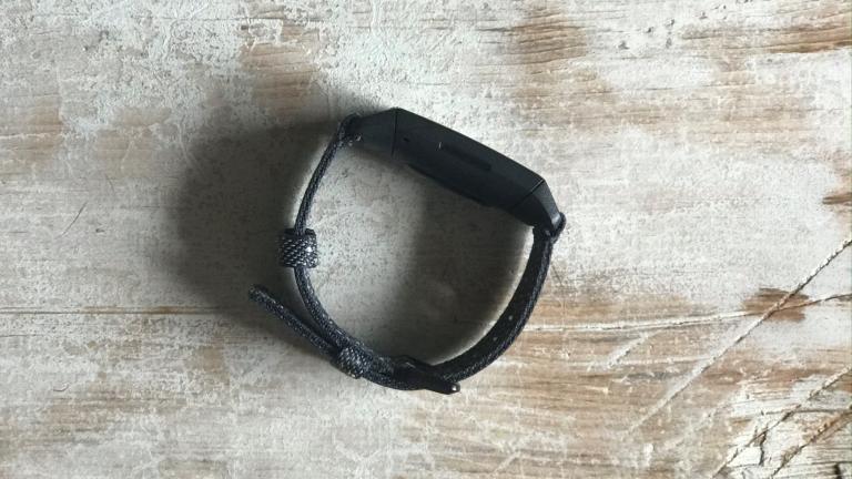 Fitbit Charge 4健身追踪器评测(1)