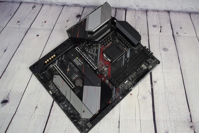 华擎科技Z490 Phantom Gaming Velocita评测(2)