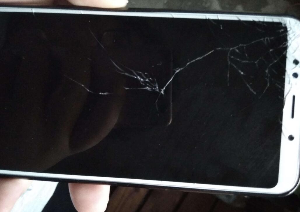 怎么看手机内屏还是外屏碎了