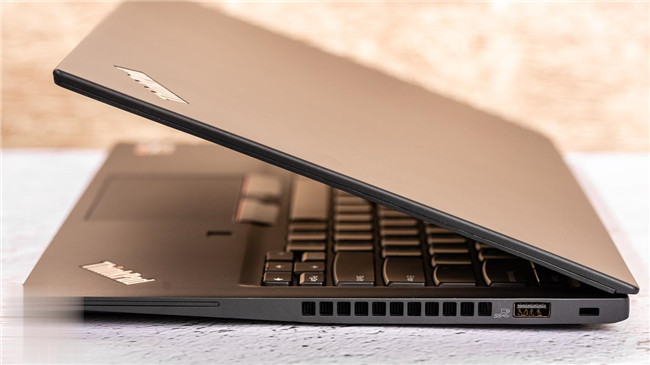 联想ThinkPad T14s商务轻薄型笔记本电脑评测(4)