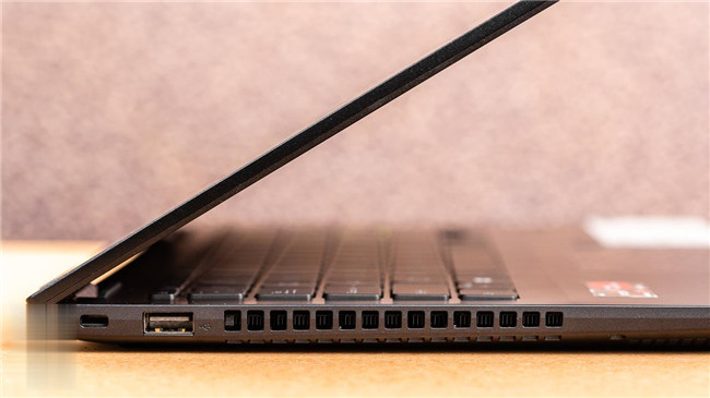 华硕VivoBook Flip 14可转换笔记本电脑评测(6)