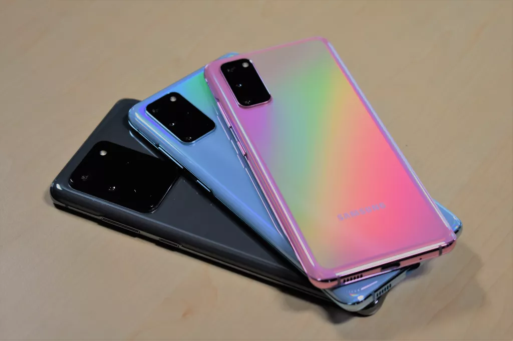三星Galaxy S21泄漏暗示将提前提前发布