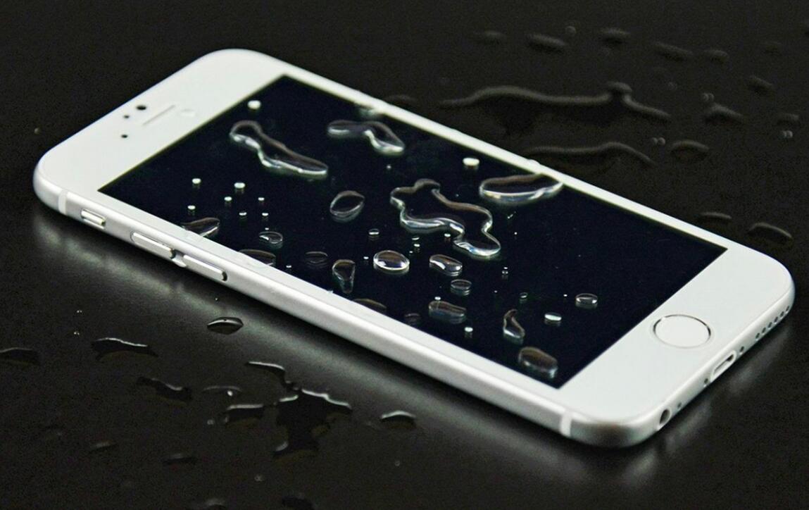 手机进水能充电吗