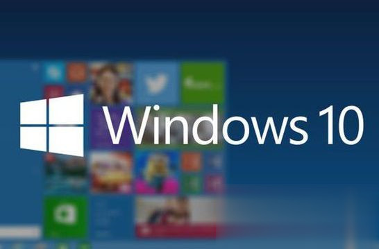 win10系统玩穿越火线全屏时两边黑屏如何解决