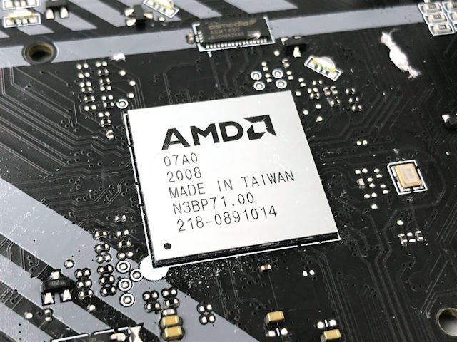 MSI MAG B550 TOMAHAWK