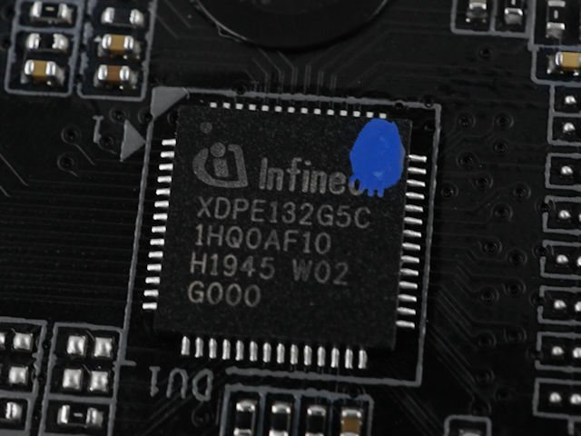 GIGABYTE B550 AORUS MASTER 主机板