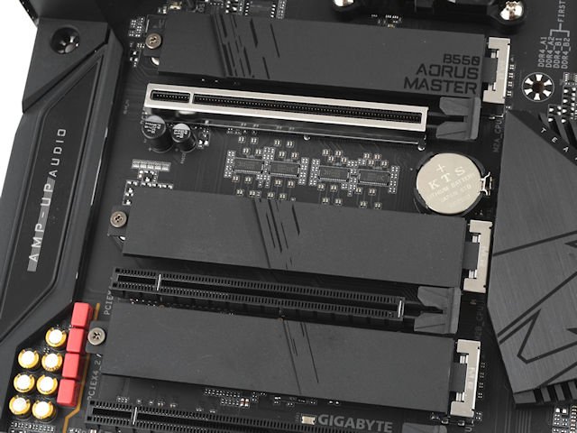 GIGABYTE B550 AORUS MASTER 主机板