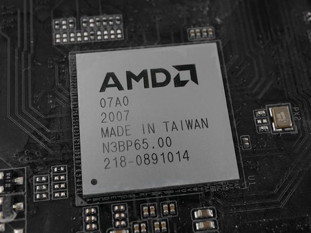 GIGABYTE B550 AORUS MASTER 主机板
