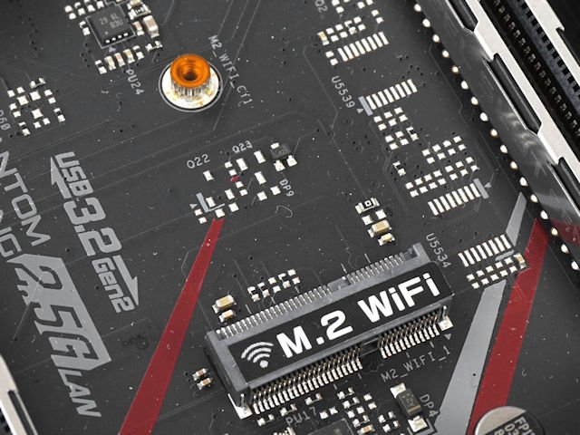 14 相 Dr.MOS、2.5Gb LAN ASRock B550 PG Velocita 主机板(24)