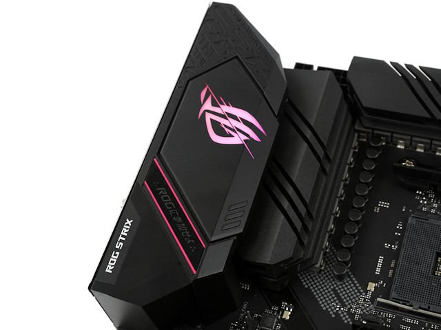 ASUS ROG STRIX B550-E GAMING