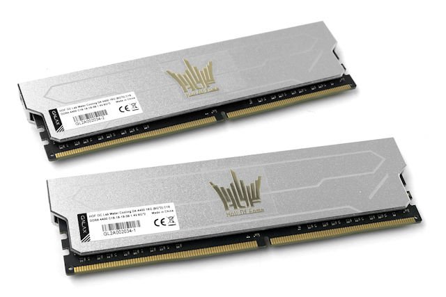 值得珍藏 !! 全球限量 50 套  Galax HOF OC Lab D4-4400 C19 16GB 记忆体(5)