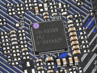 用料扎实、高性价比之选 ASRock Z490 Extreme 4 主机板(8)