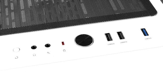 HK$539 抵玩「丁丁」新箱 Thermaltake S300 TG Mid-Tower 雪白版(4)