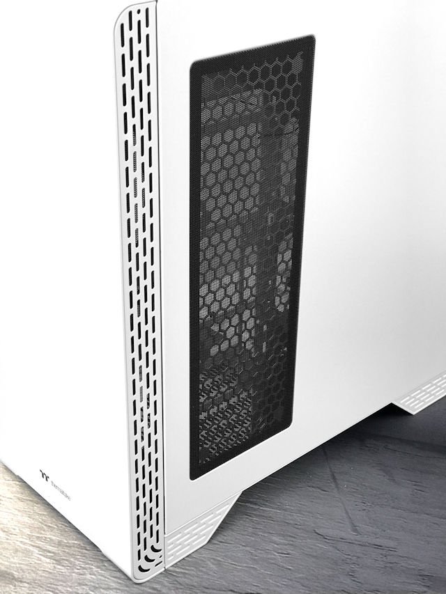 HK$539 抵玩「丁丁」新箱 Thermaltake S300 TG Mid-Tower 雪白版(17)