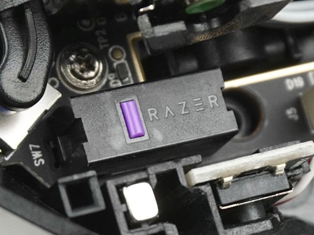 RAZER Basilisk V2 电竞滑鼠