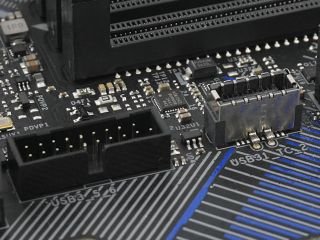 用料扎实、高性价比之选 ASRock Z490 Extreme 4 主机板(16)
