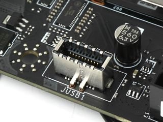 极致性能、16 相强悍供电 MSI MEG Z490 ACE 电竞主机板(19)