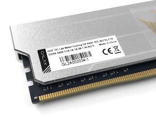 值得珍藏 !! 全球限量 50 套  Galax HOF OC Lab D4-4400 C19 16GB 记忆体(6)