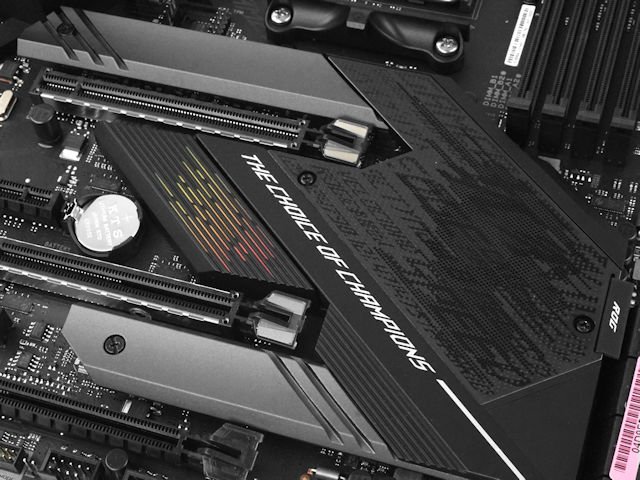 ROG STRIX X570 GAMING E