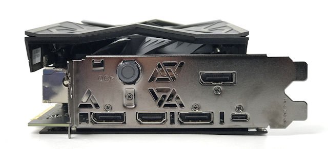 Vapor 散热技术、 LCD 状态显示 Colorful iGame GeForce RTX 2080 Super V(20)