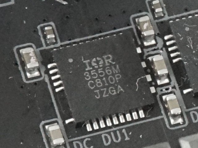GIGABYTE X570 AORUS MASTER 电竞主机板(10)
