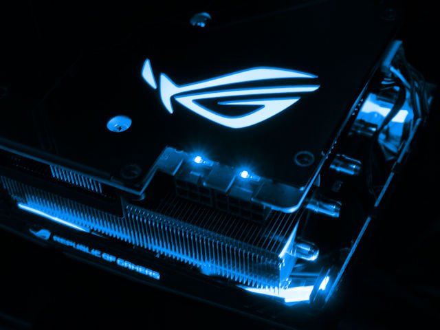 极致散热、11 + 3 相供电 ASUS ROG Strix RX 5600 XT O6G Gaming(21)