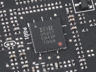 极致散热、11 + 3 相供电 ASUS ROG Strix RX 5600 XT O6G Gaming(7)