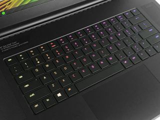 升级 RTX !! 体积缩减 25% !! RAZER BLADE PRO 17【2019】电竞笔电(4)