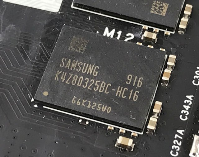Vapor 散热技术、 LCD 状态显示 Colorful iGame GeForce RTX 2080 Super V(8)