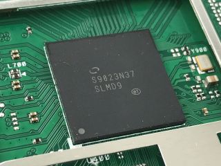 AX4