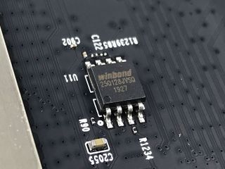 AX10