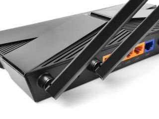 AX10