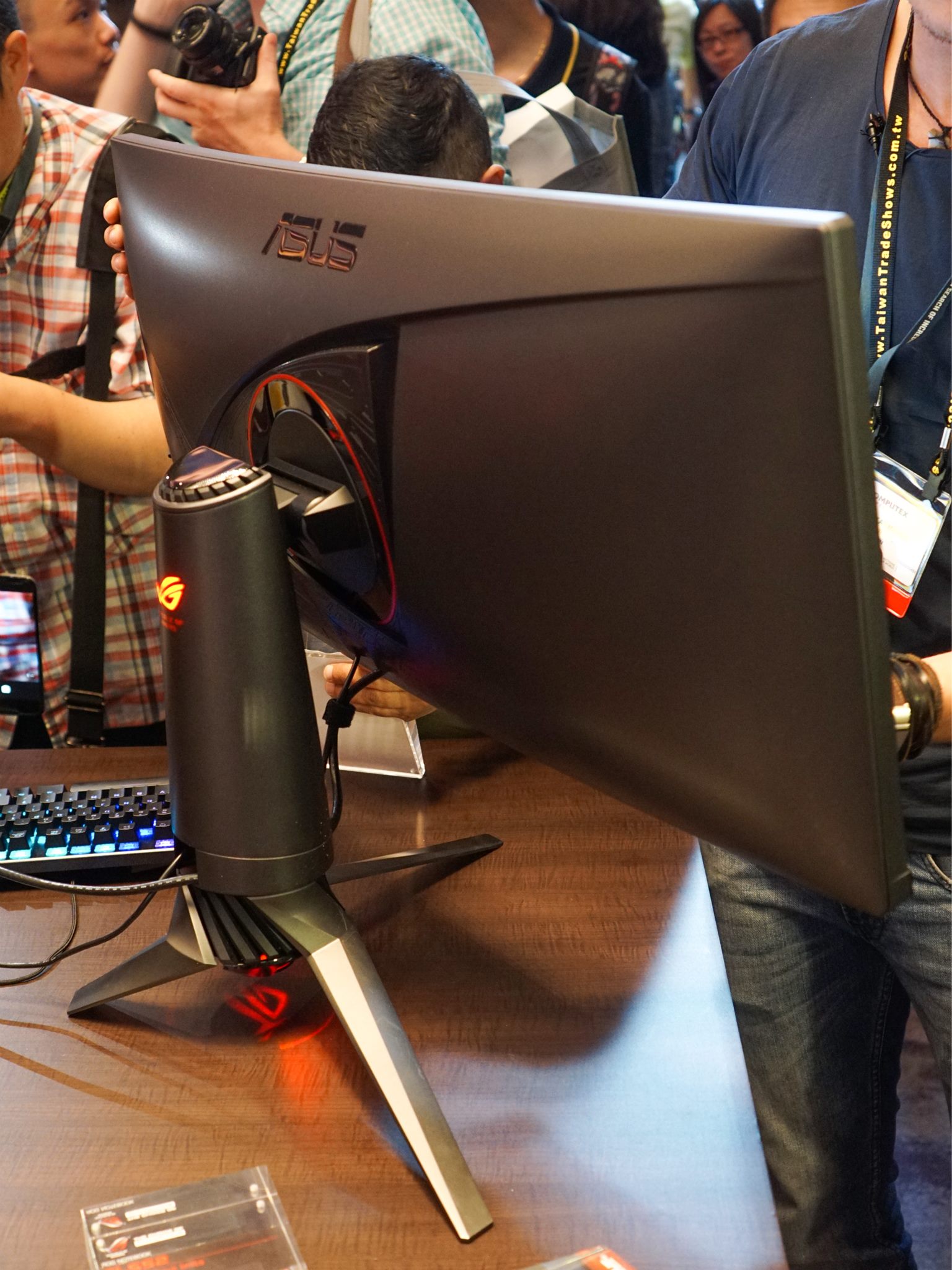 ROG 34 Curved