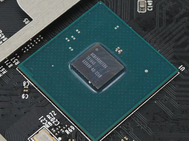 C4000