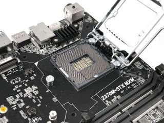 DeskMini