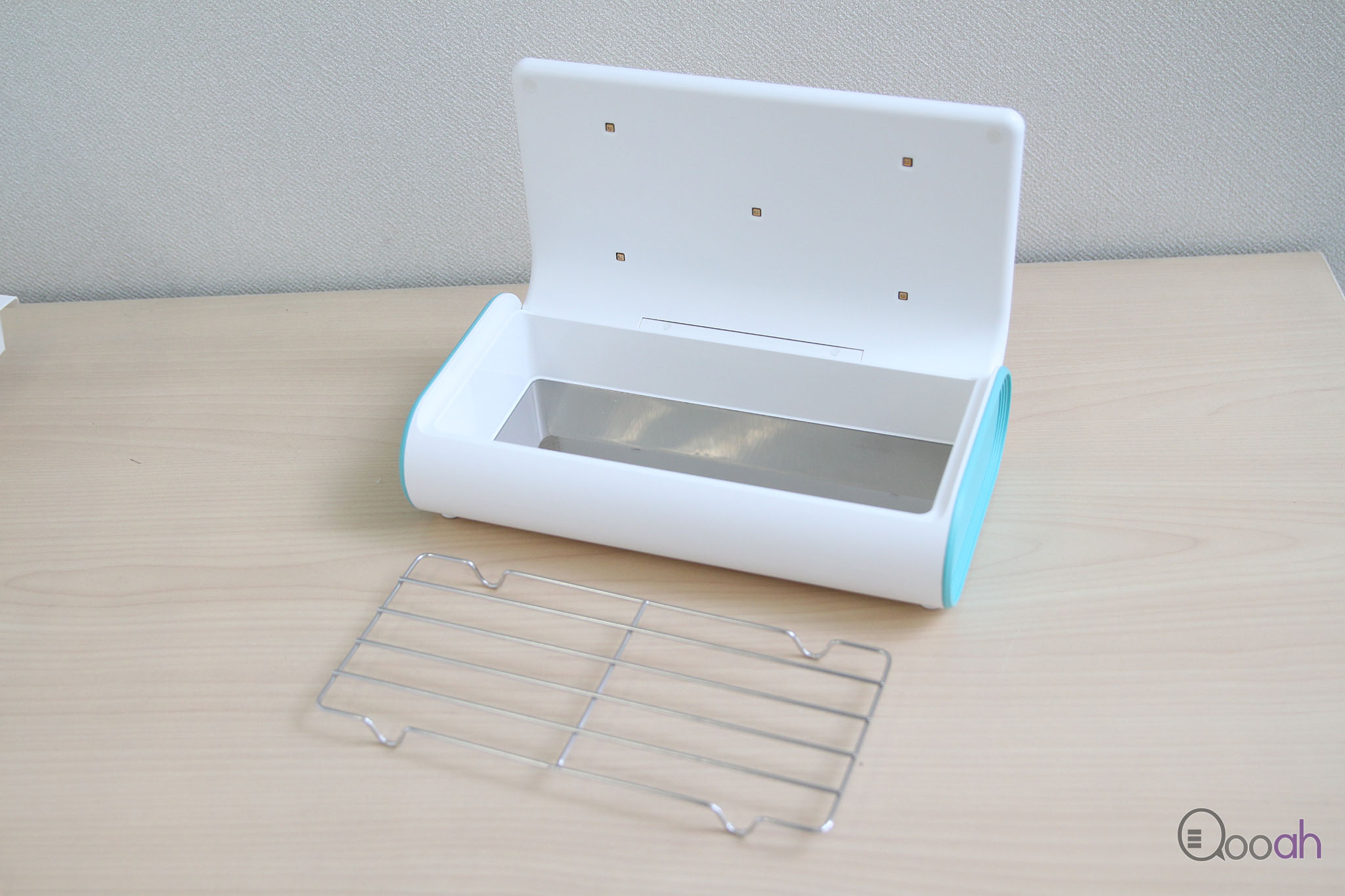 Momax Q.Power UV-C BOXX 无线充电,紫外光消毒盒开箱试用(2)