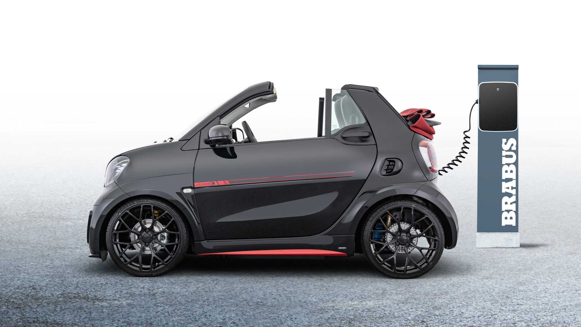 Brabus Ultimate E发布，续航125km、10.9秒百里加速，要价45万(4)
