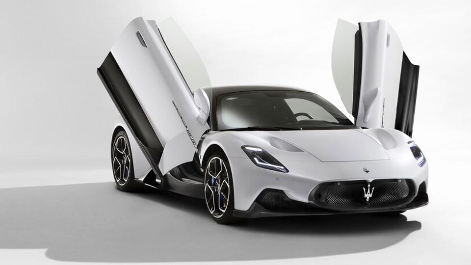 Maserati 超跑 MC20，自家V6引擎 630匹 2.9秒破百(10)