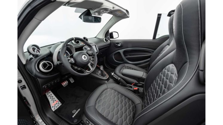 Brabus Ultimate E发布，续航125km、10.9秒百里加速，要价45万(12)